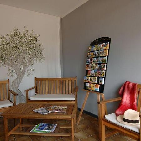 Hotel Le Lagon Rochefort-du-Gard Luaran gambar